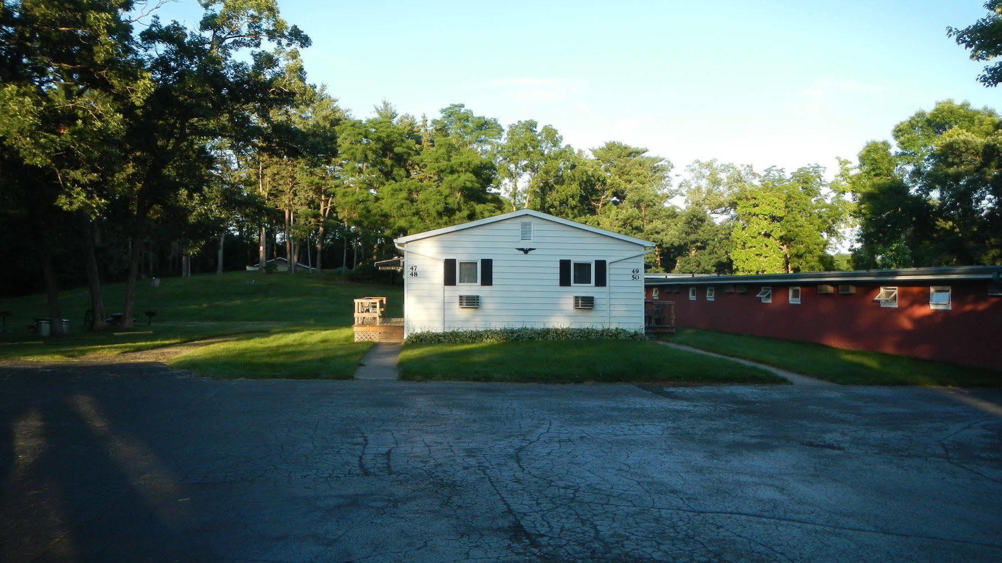 Indian Trail Motel Wisconsin Dells Kültér fotó