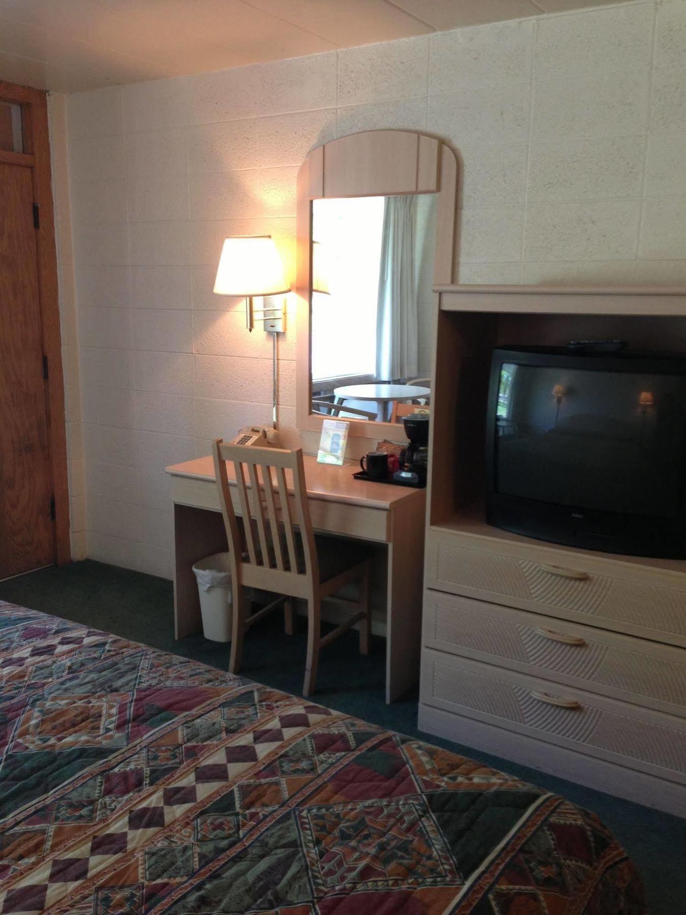 Indian Trail Motel Wisconsin Dells Kültér fotó