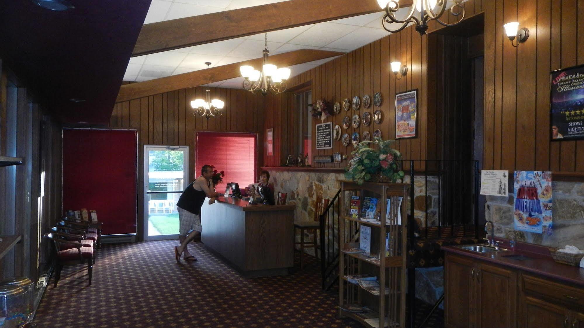 Indian Trail Motel Wisconsin Dells Kültér fotó